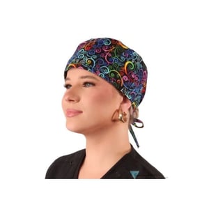 Cepure ķirurģiska, melna ar krāsainiem ornamentiem